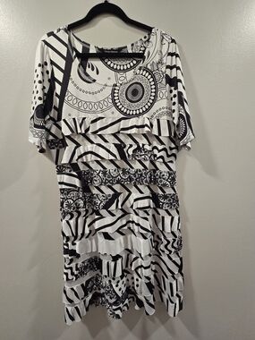 Tango Mango Black & White Printed Ruffle Dress